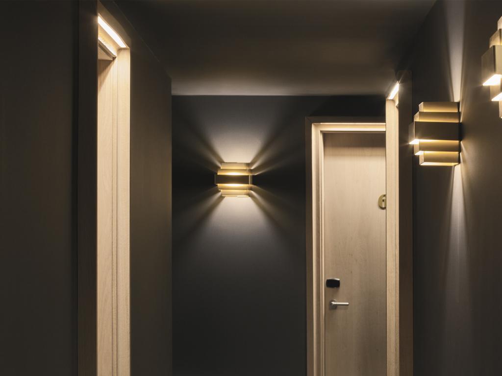 Yurbban Trafalgar Hotel Барселона Екстер'єр фото